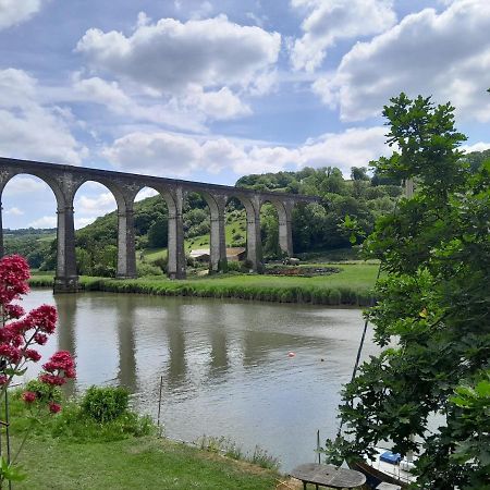 Апартаменты The Artist'S Retreat Calstock Экстерьер фото