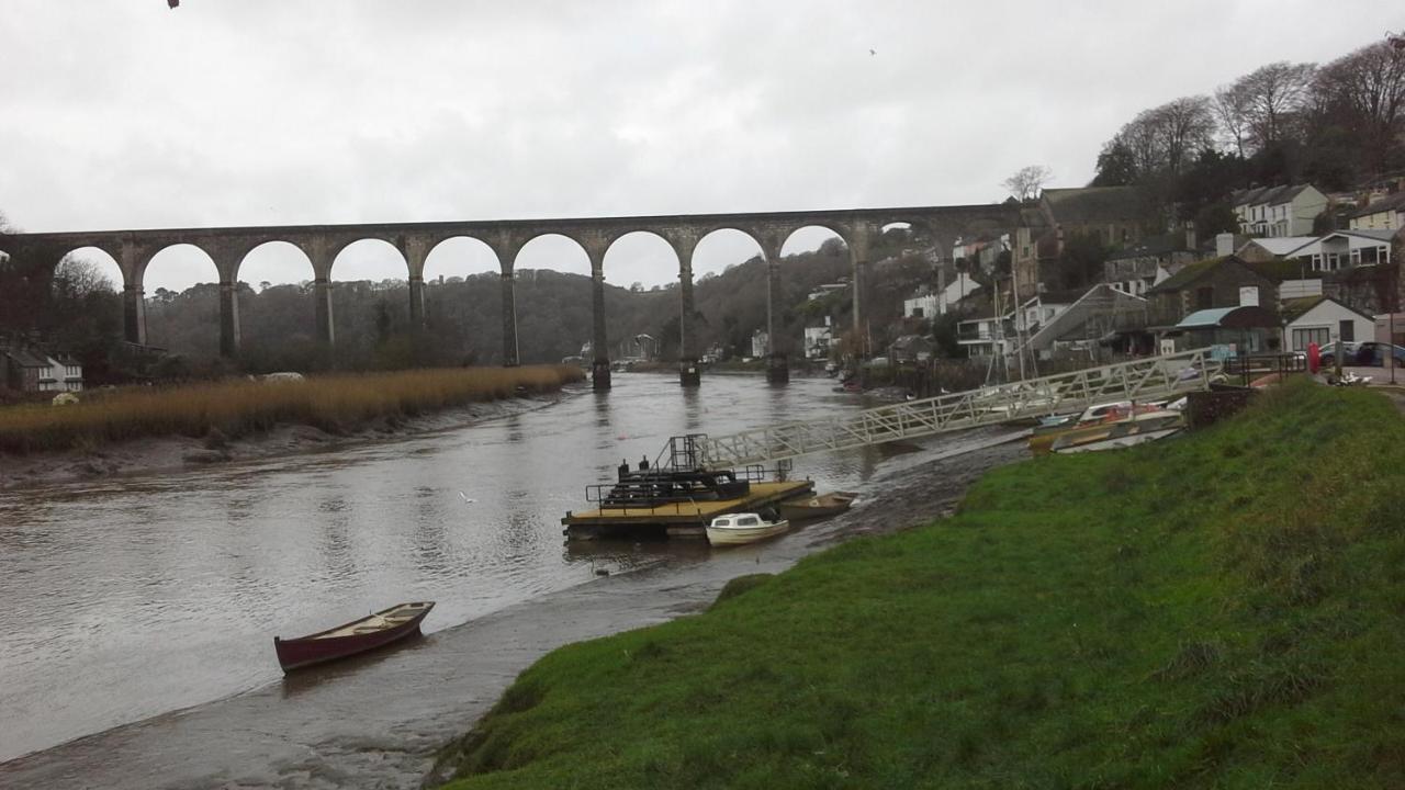 Апартаменты The Artist'S Retreat Calstock Экстерьер фото